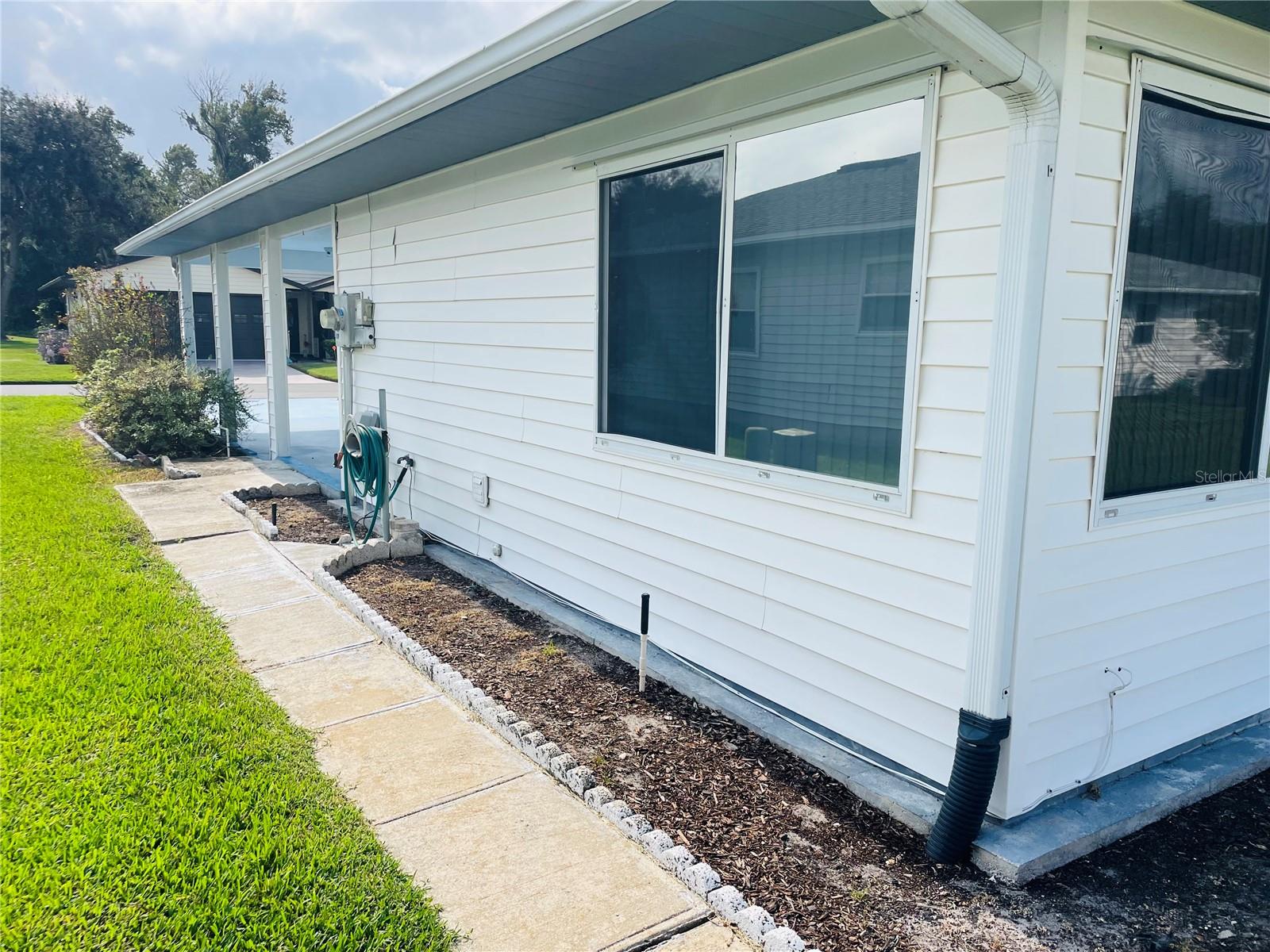 COLONNADES PH 02 - Residential