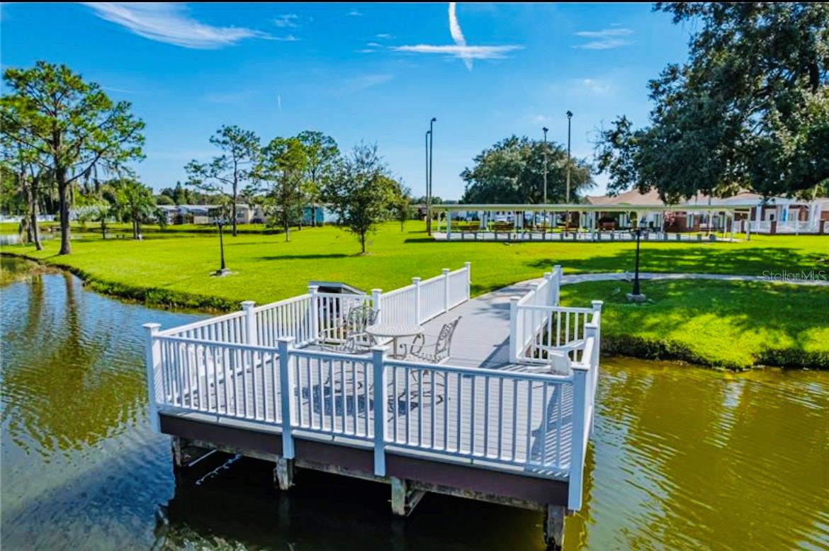 COLONNADES PH 02 - Residential