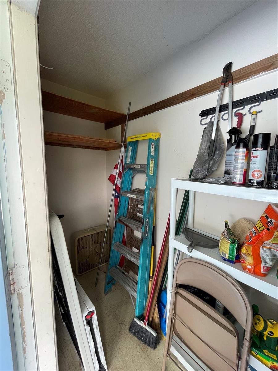 COLONNADES PH 02 - Residential