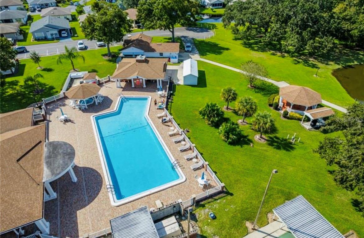 COLONNADES PH 02 - Residential