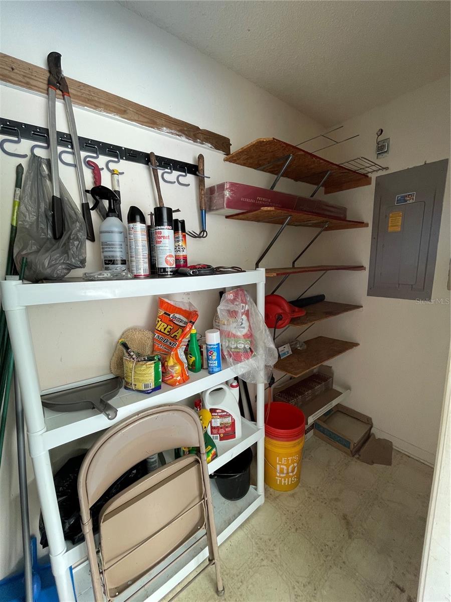 COLONNADES PH 02 - Residential