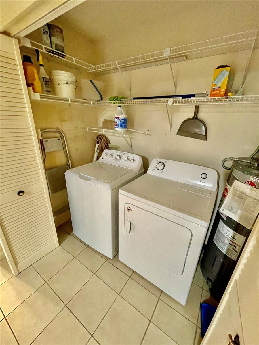 COLONNADES PH 02 - Residential