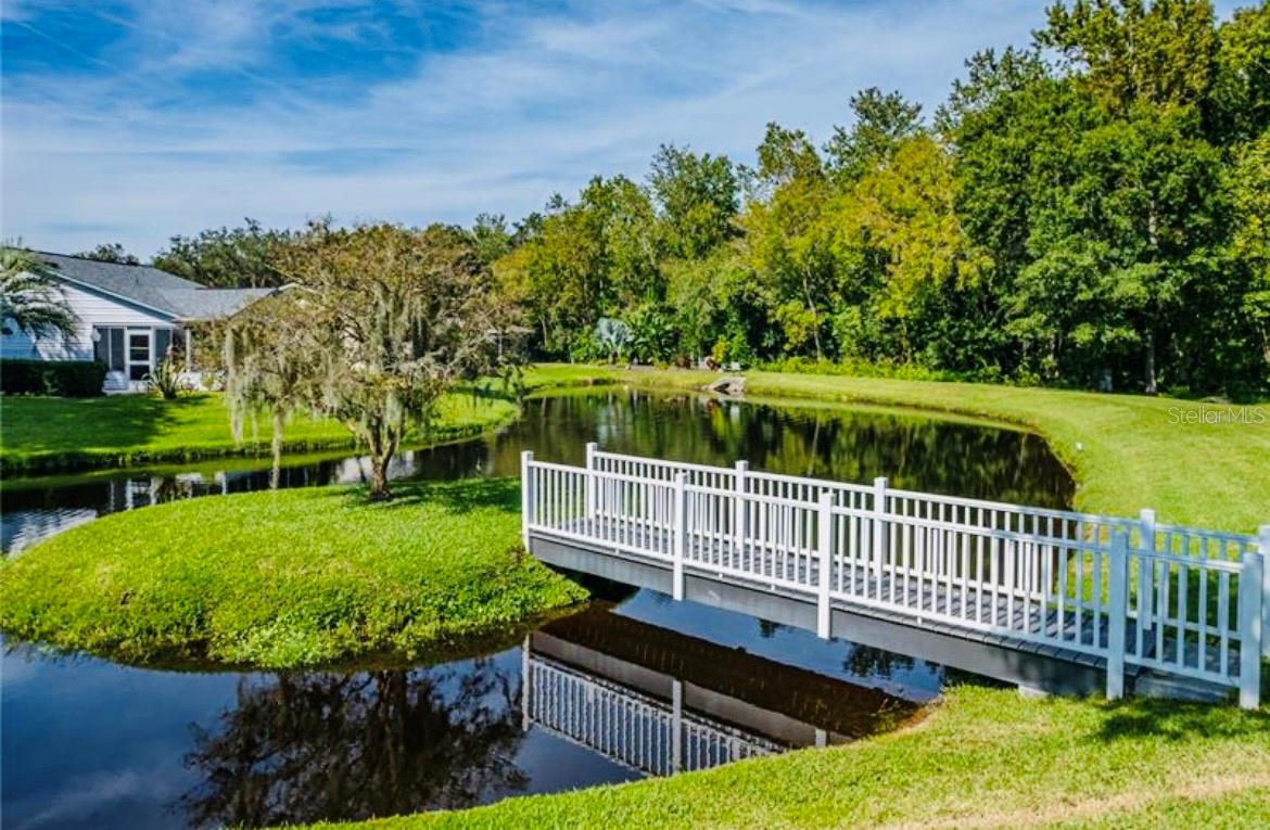 COLONNADES PH 02 - Residential