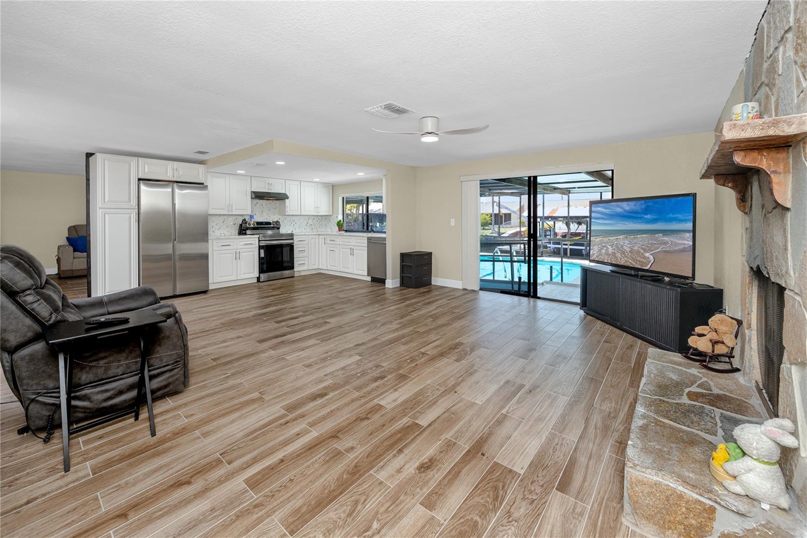 WEST PORT SUB - Residential