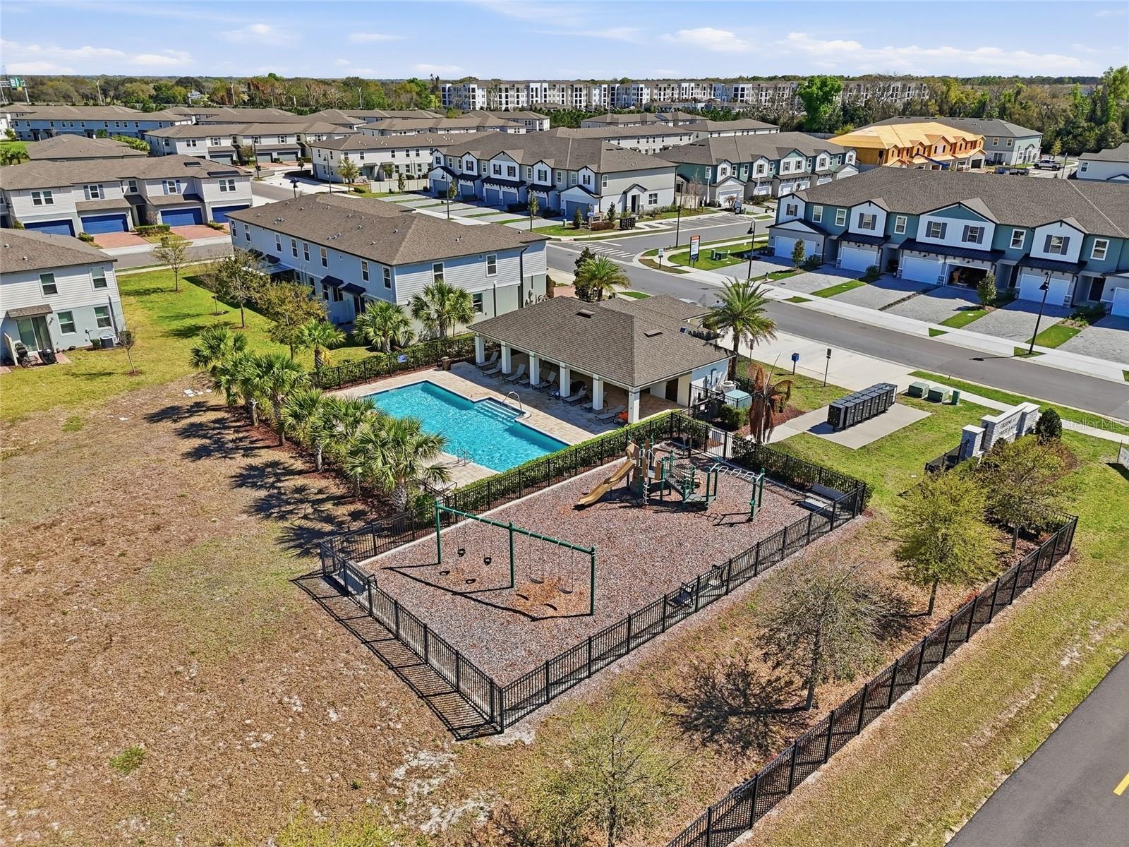 GREENS/FRST LK-PH 1 - Residential