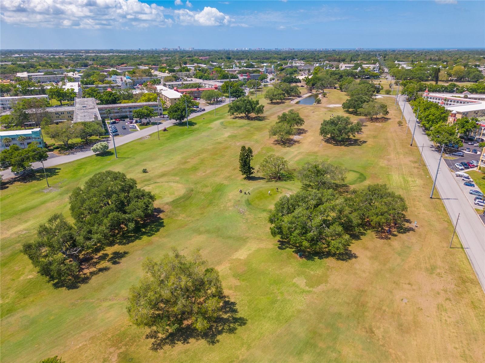 ON TOP OF THE WORLD - Residential