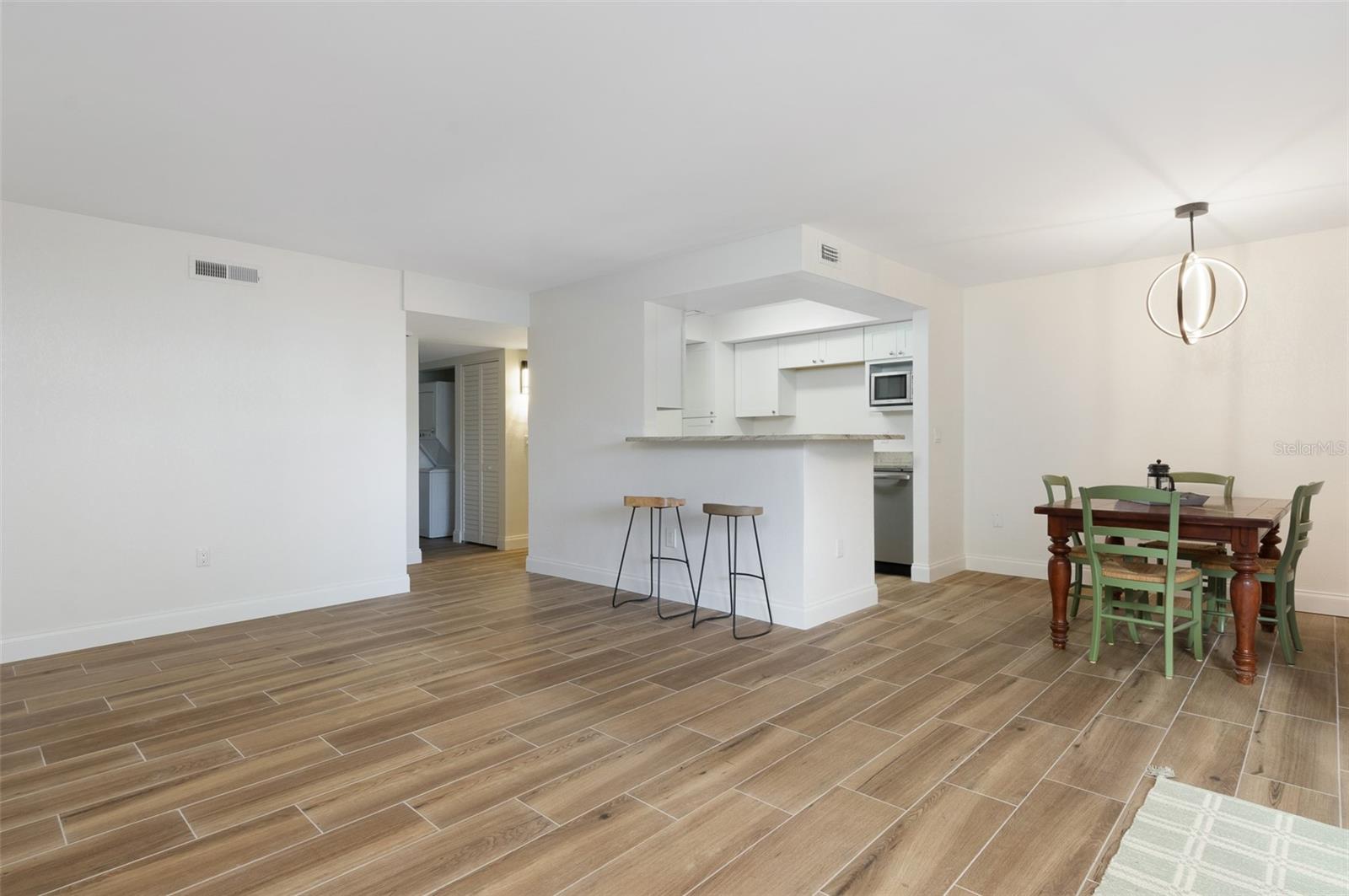 PEPPERTREE VILLAGE CONDO - Residential Lease