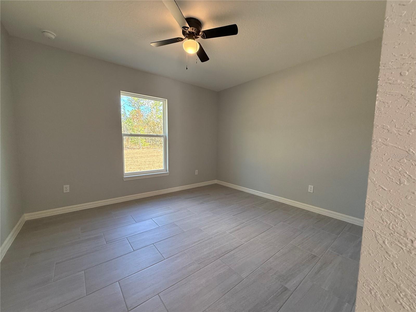 RLE .99 ACRE OR + VAC - Residential