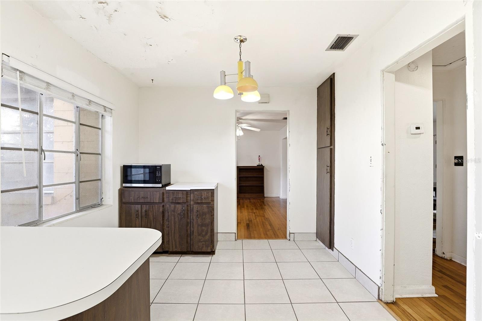 ARDSLEY MANOR SUB - Residential