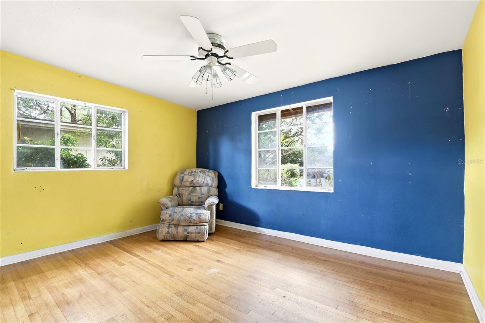 ARDSLEY MANOR SUB - Residential