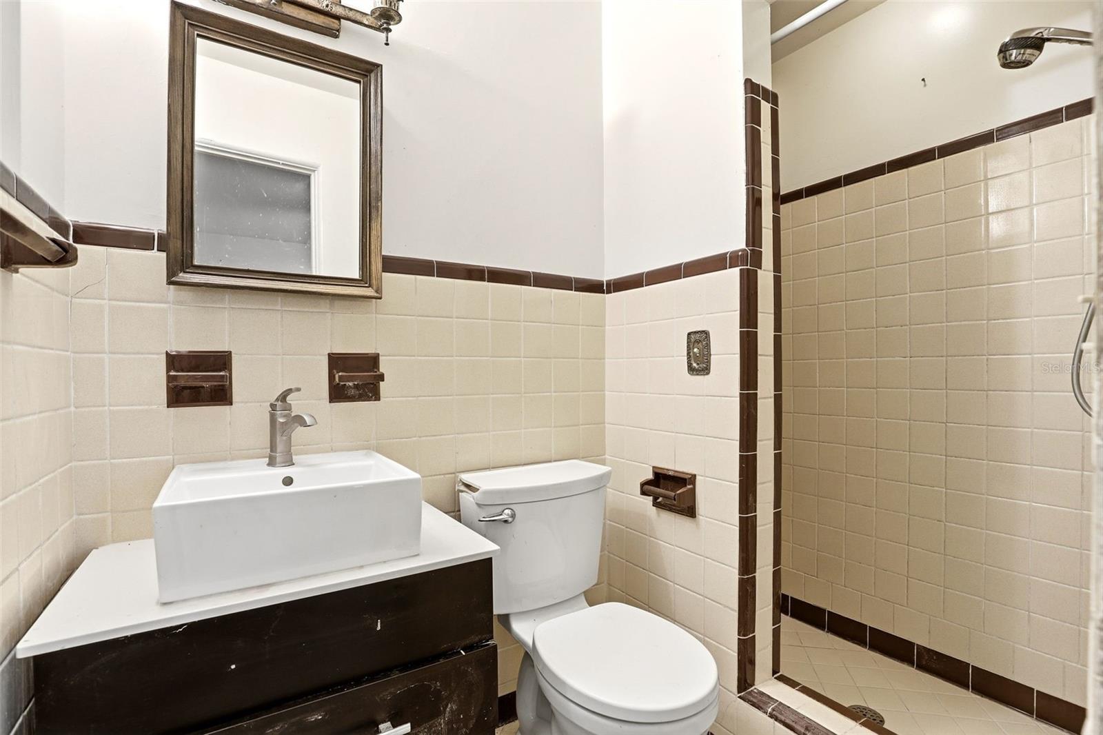 ARDSLEY MANOR SUB - Residential