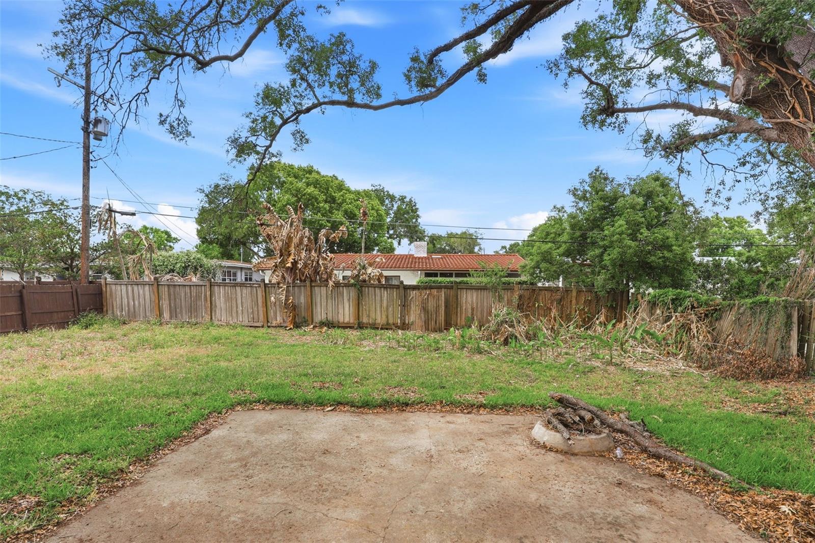 ARDSLEY MANOR SUB - Residential