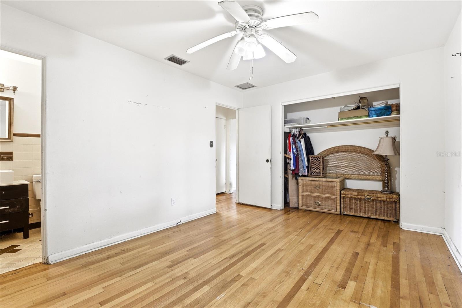 ARDSLEY MANOR SUB - Residential