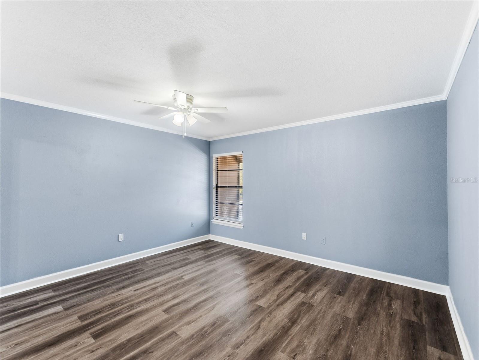 GLENEAGLES I CONDO - Residential