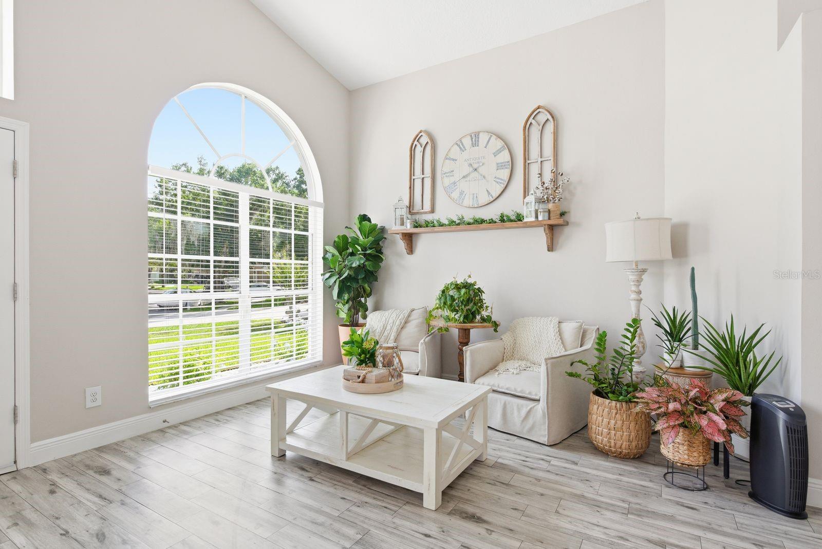 TAMPA PALMS AREA 2 7E UNIT 2 - Residential