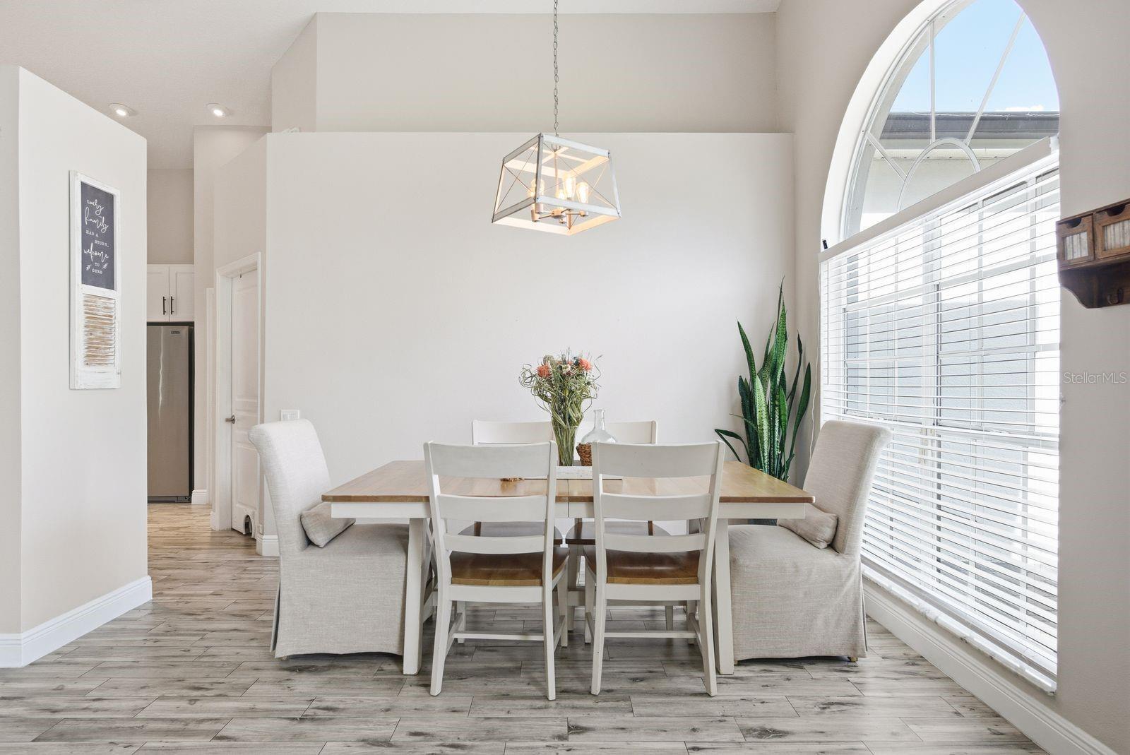 TAMPA PALMS AREA 2 7E UNIT 2 - Residential