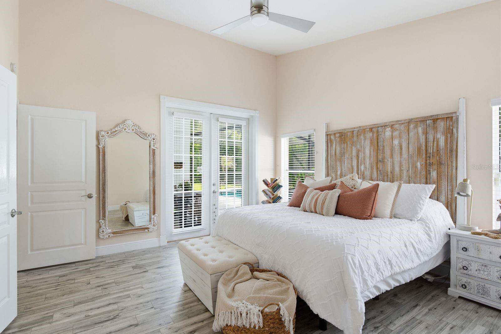 TAMPA PALMS AREA 2 7E UNIT 2 - Residential