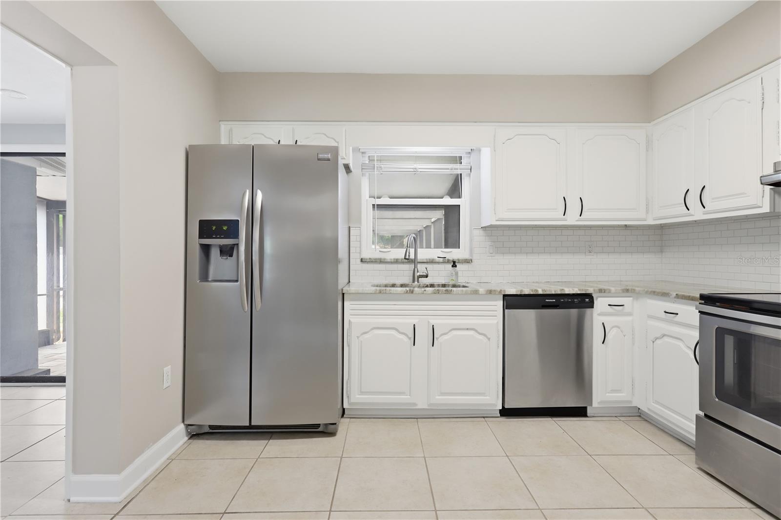 LAKE MARIE ESTATES 03 - Residential