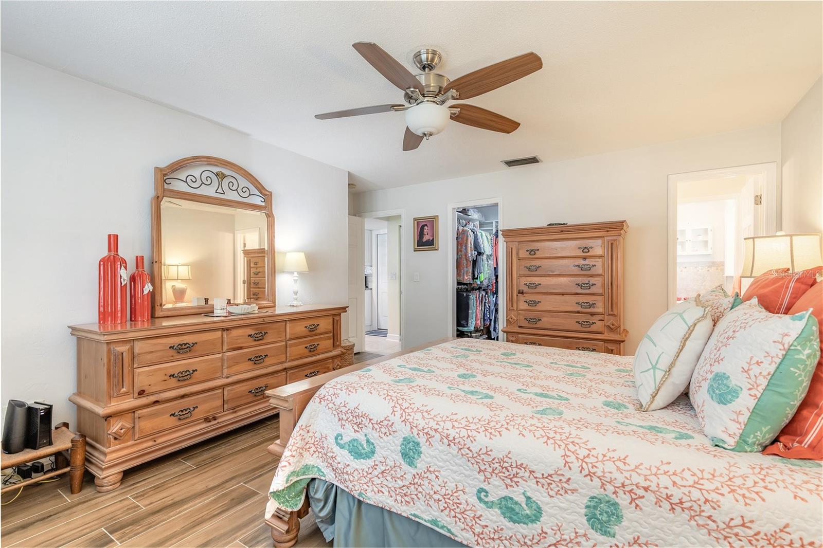 DEEP FOREST VILLAGE - Residential