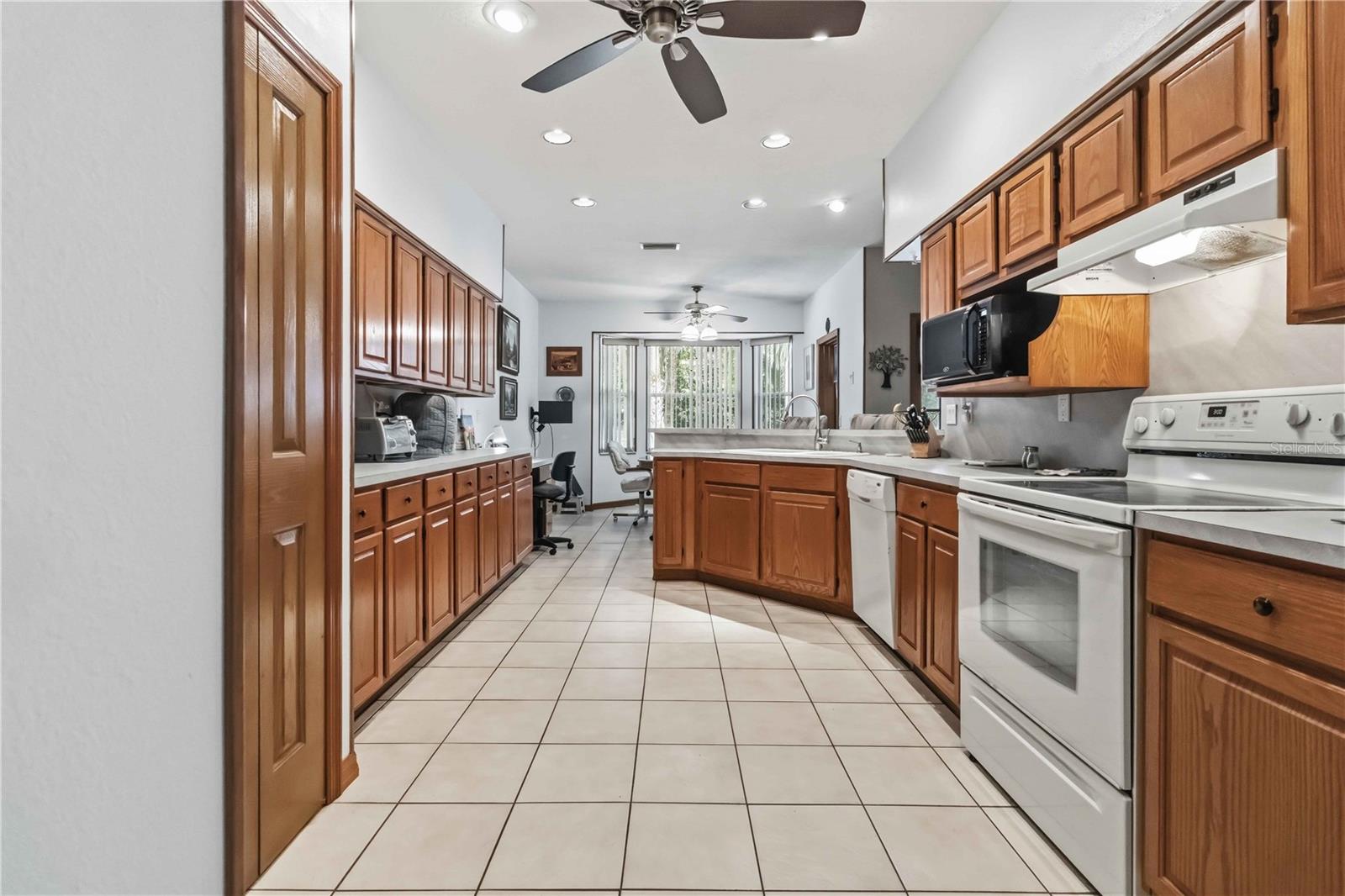 CATHEDRAL ESTATES - Residential