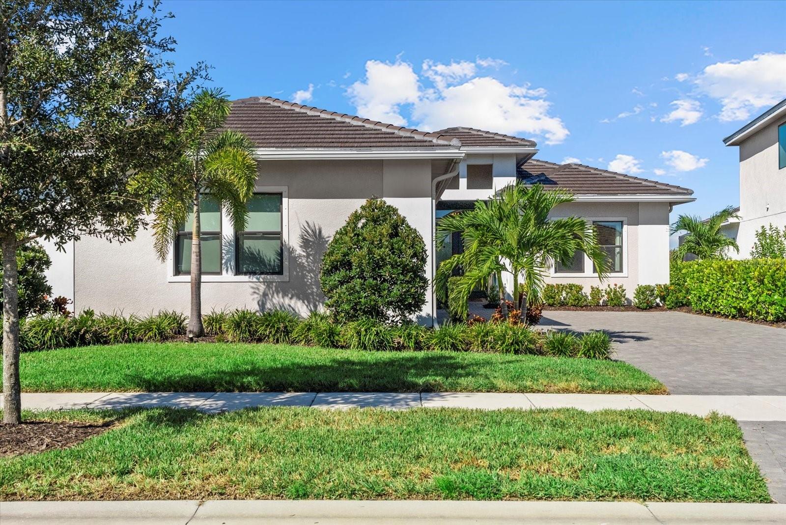 5064 KIVA CIRCLE