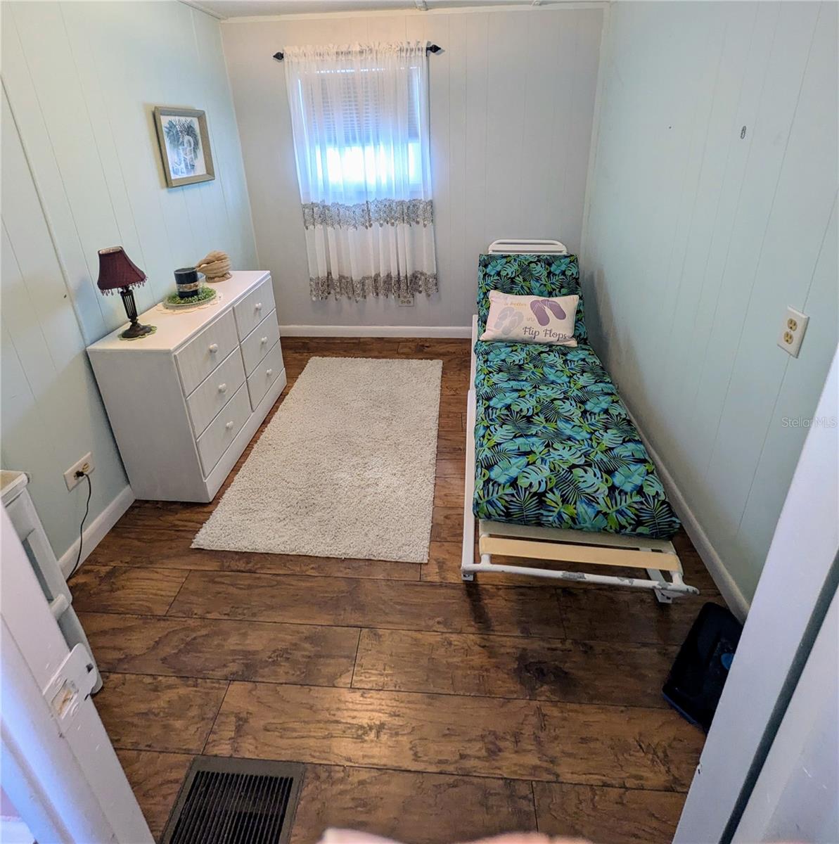 BROOK TO BAY - Residential