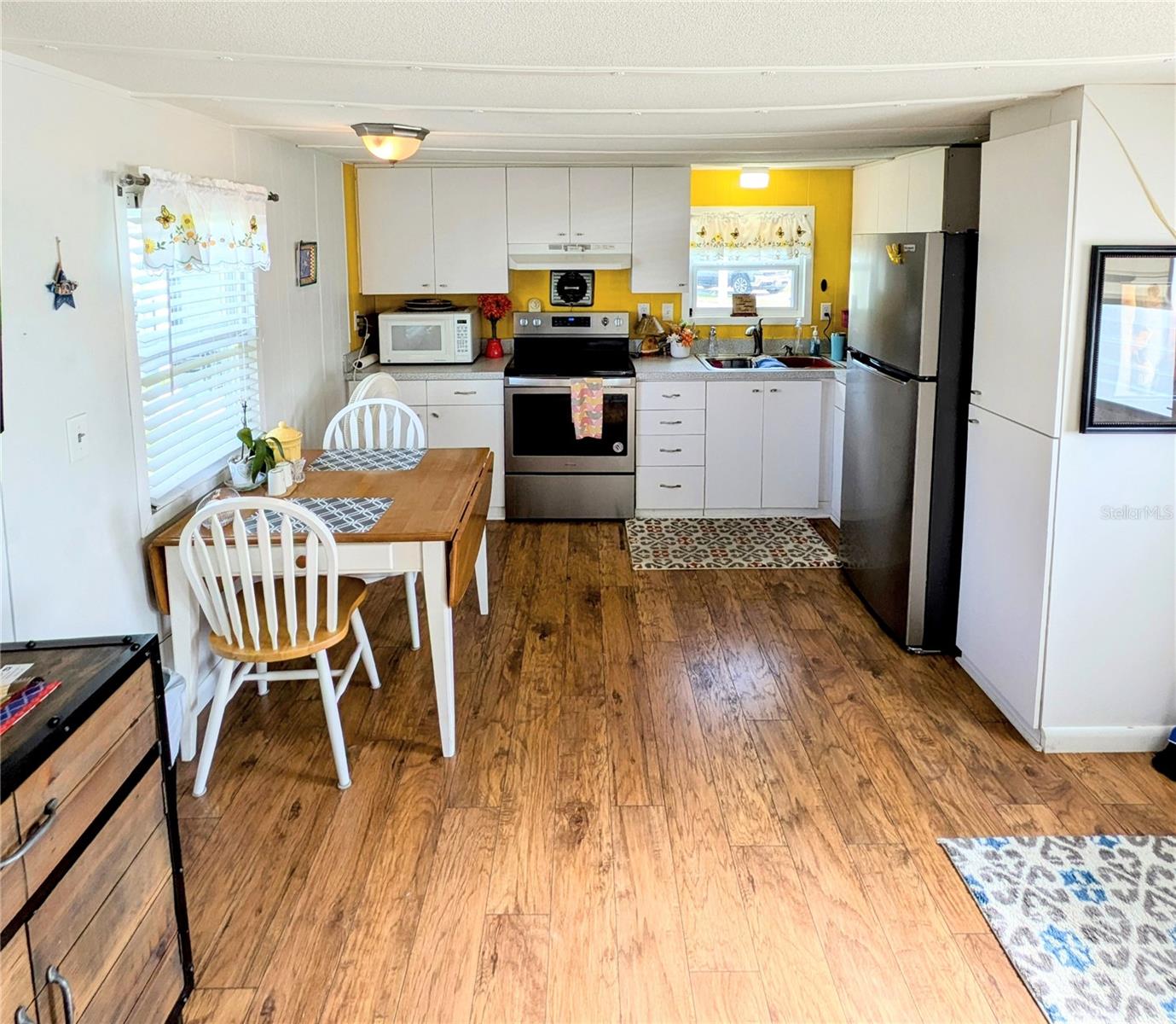BROOK TO BAY - Residential