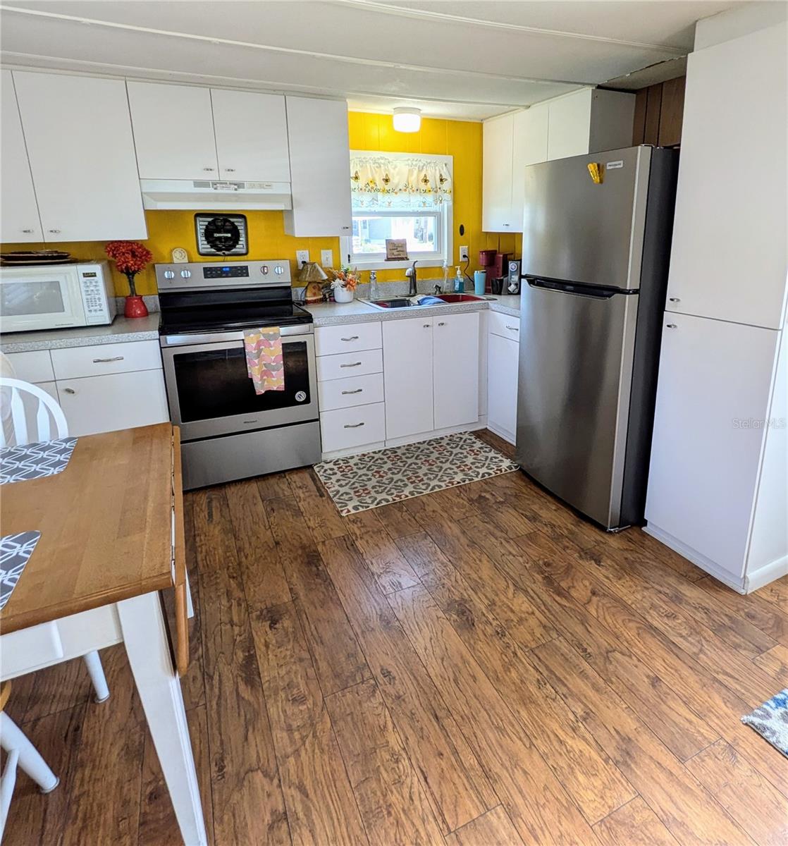 BROOK TO BAY - Residential