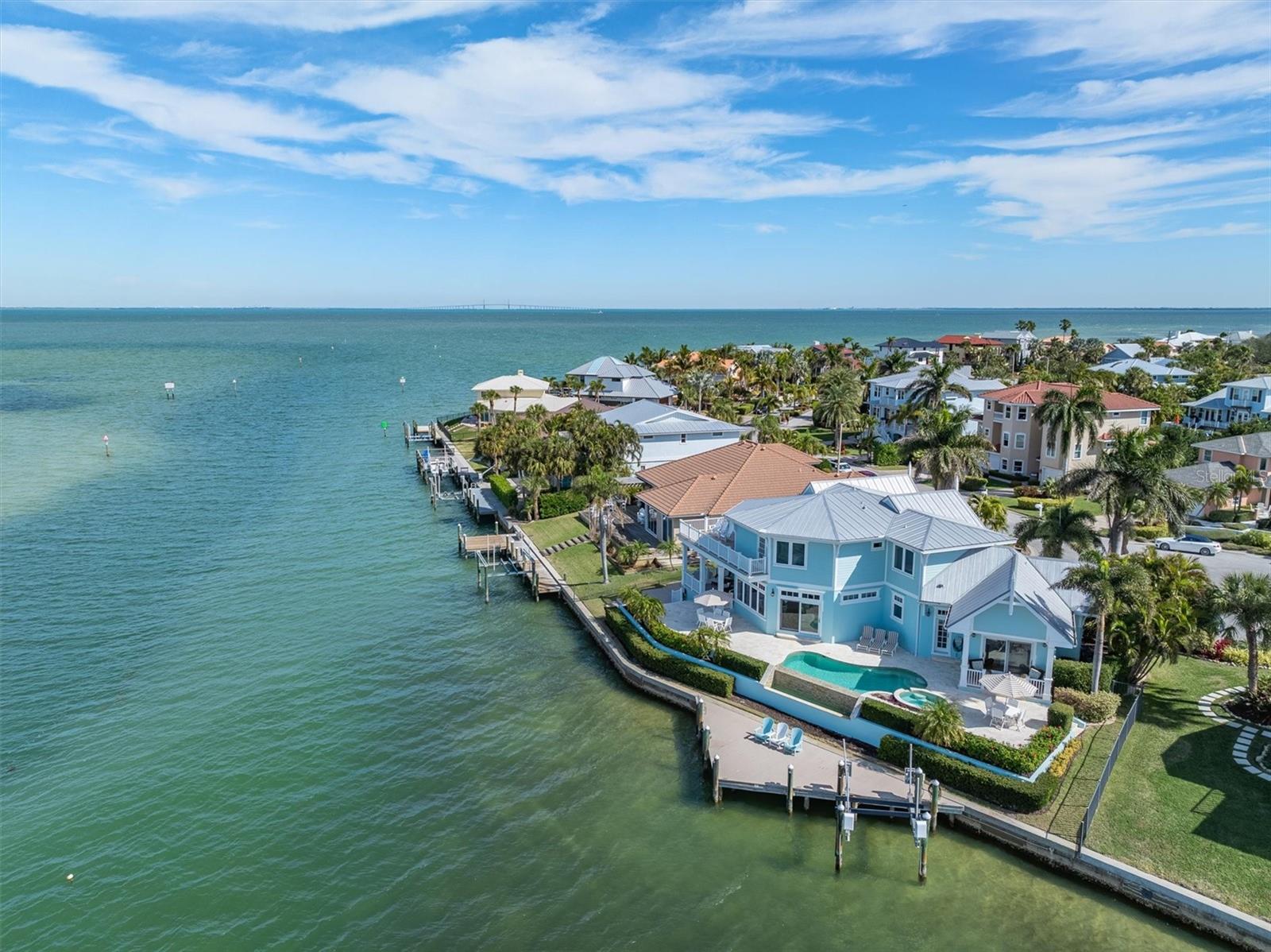 NORTH POINT HARBOUR UNIT THREE - Residential