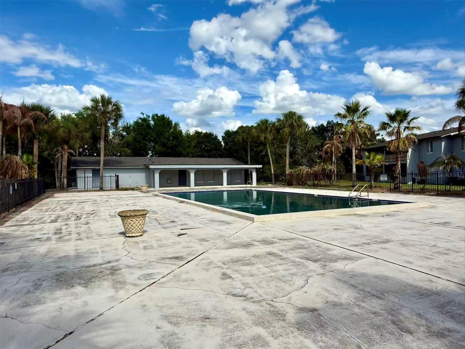 MILLENNIUM PALMS - Residential Lease