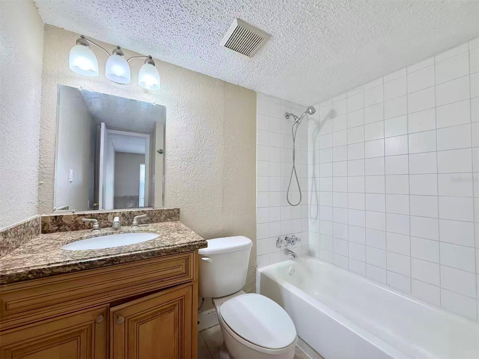 MILLENNIUM PALMS - Residential Lease