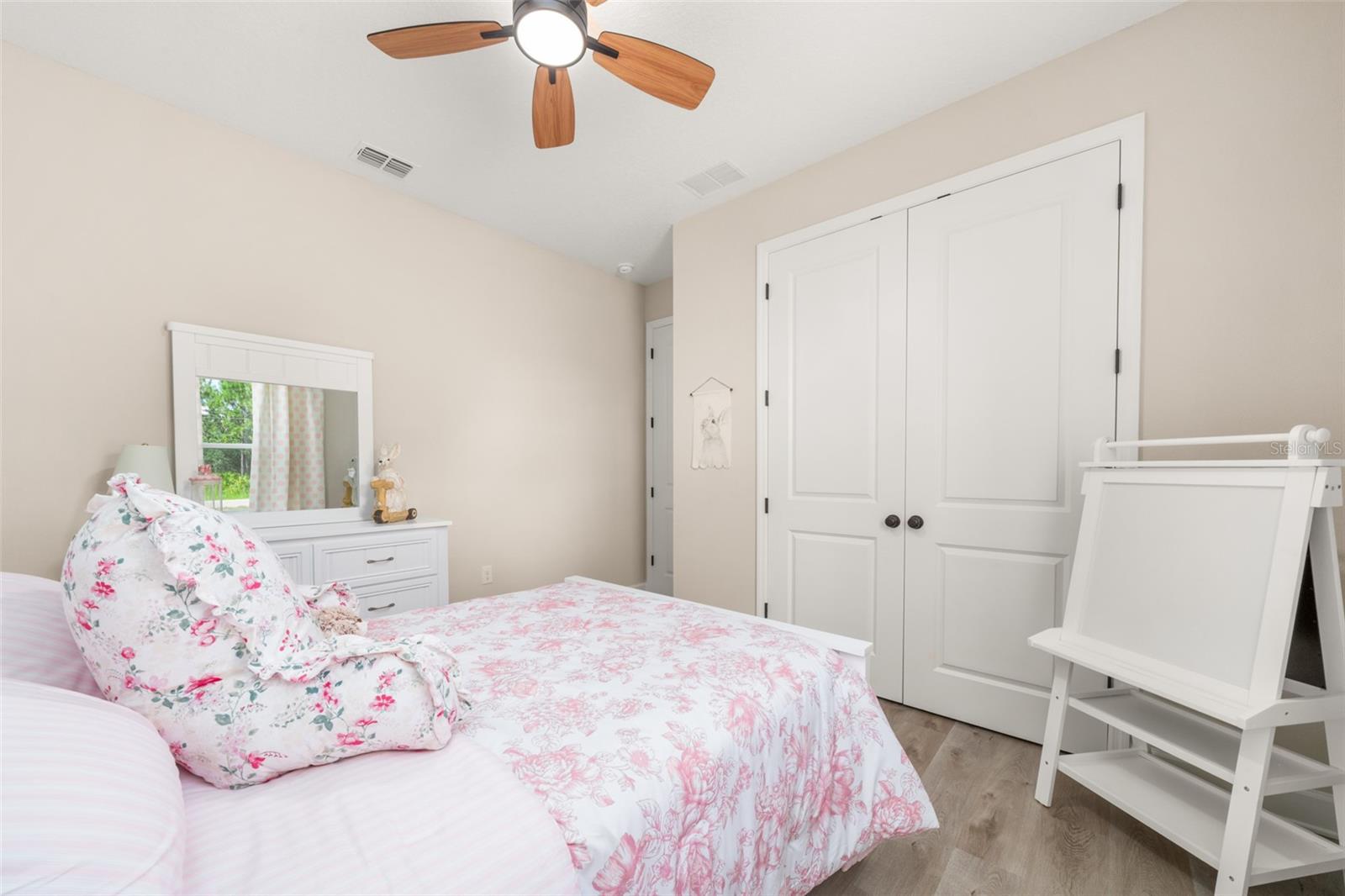 SUN N LAKE - Residential