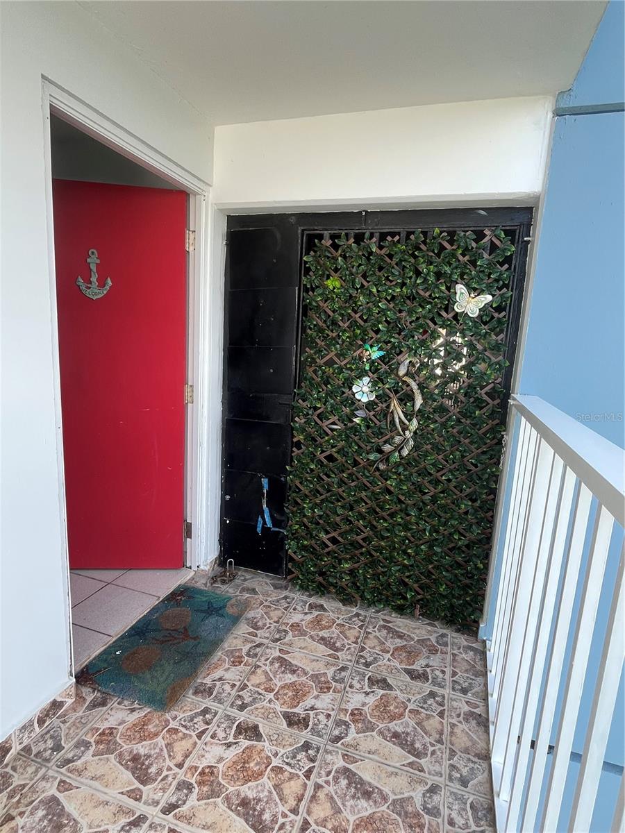 FONTANA TOWERS - Residential Lease