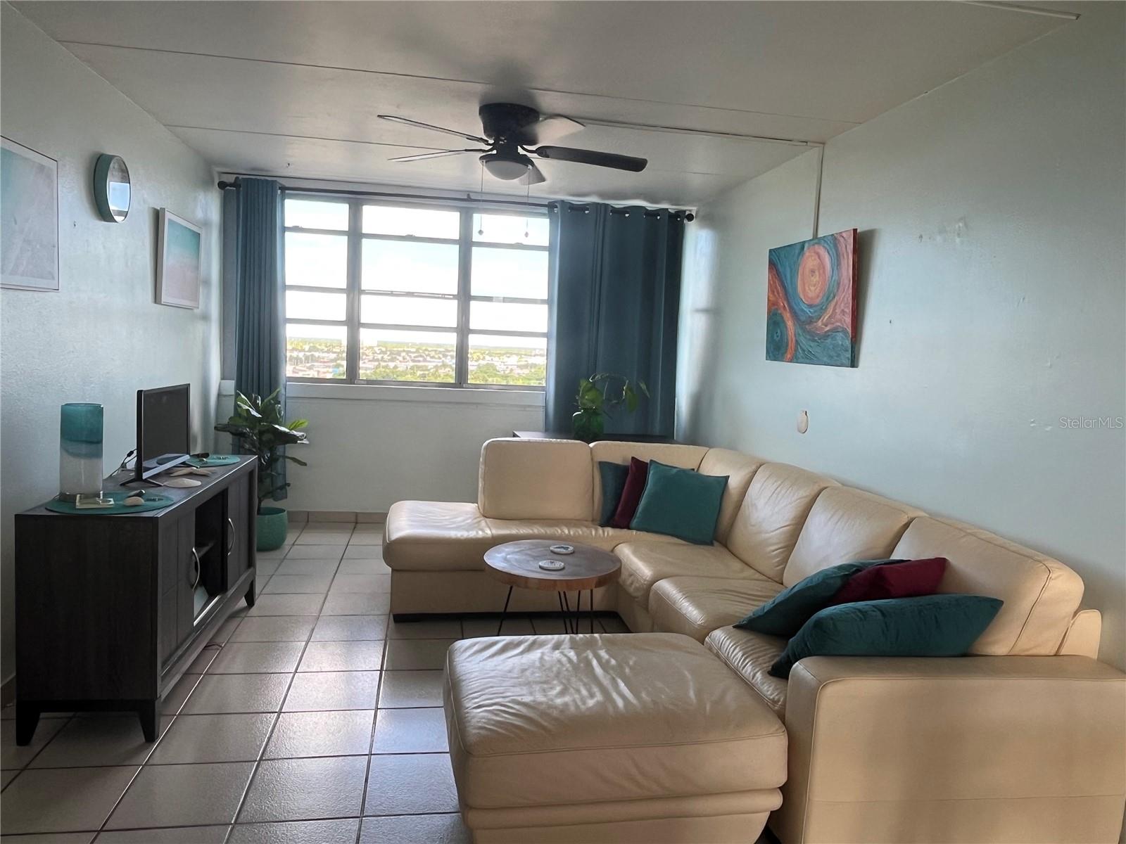 FONTANA TOWERS - Residential Lease