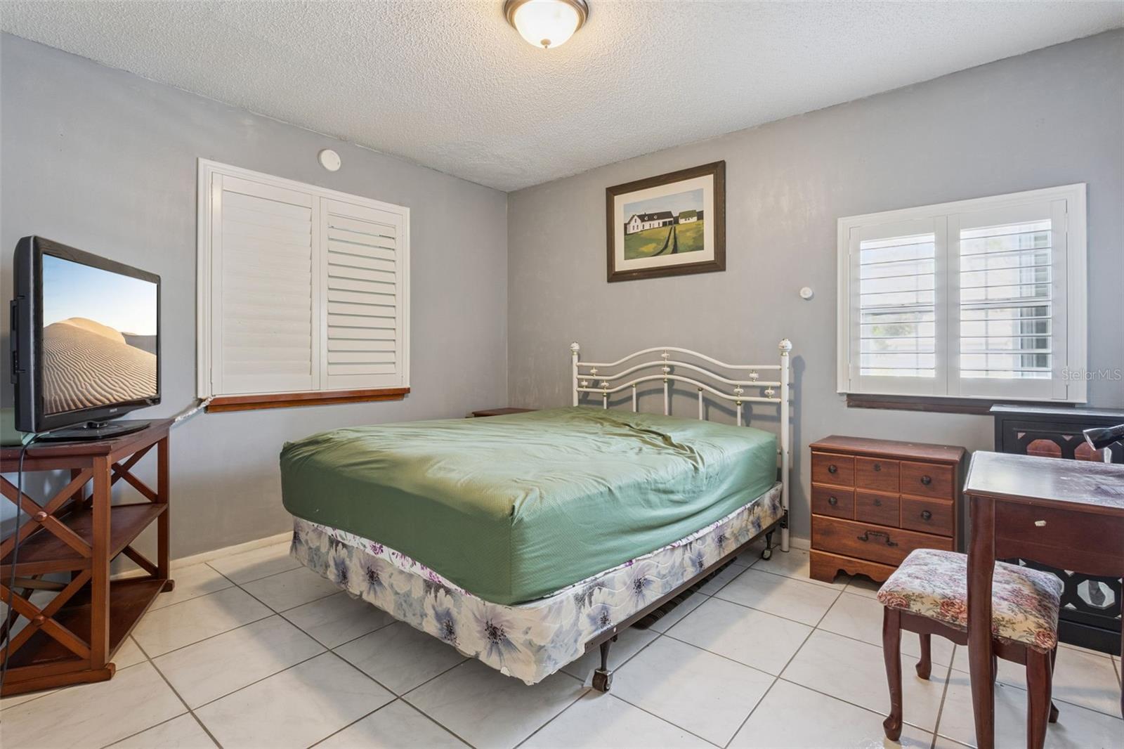 SHADY GROVE - Residential