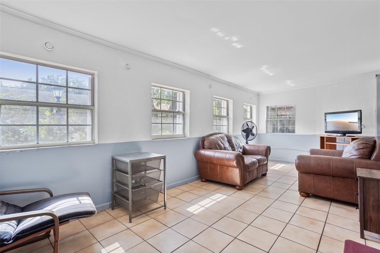 SHADY GROVE - Residential