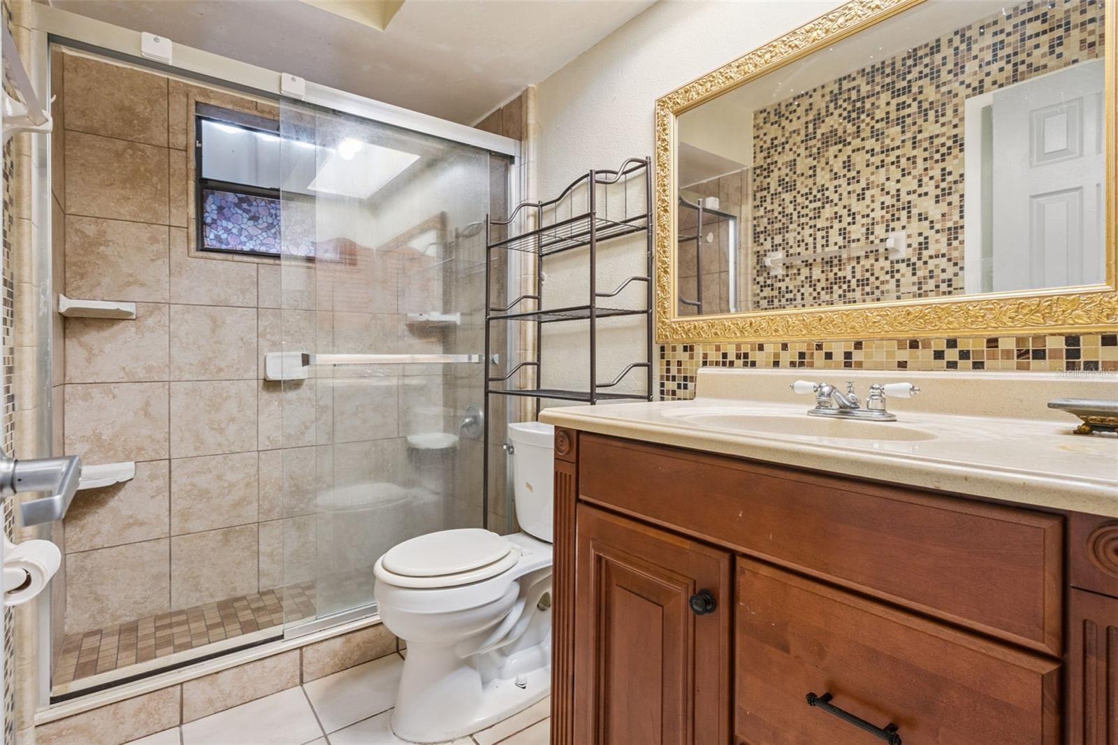 SHADY GROVE - Residential