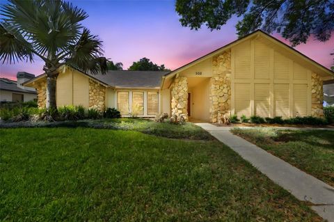 Photo of 508 Running Horse Road, Seffner, FL 33584 (MLS # TB8482814)