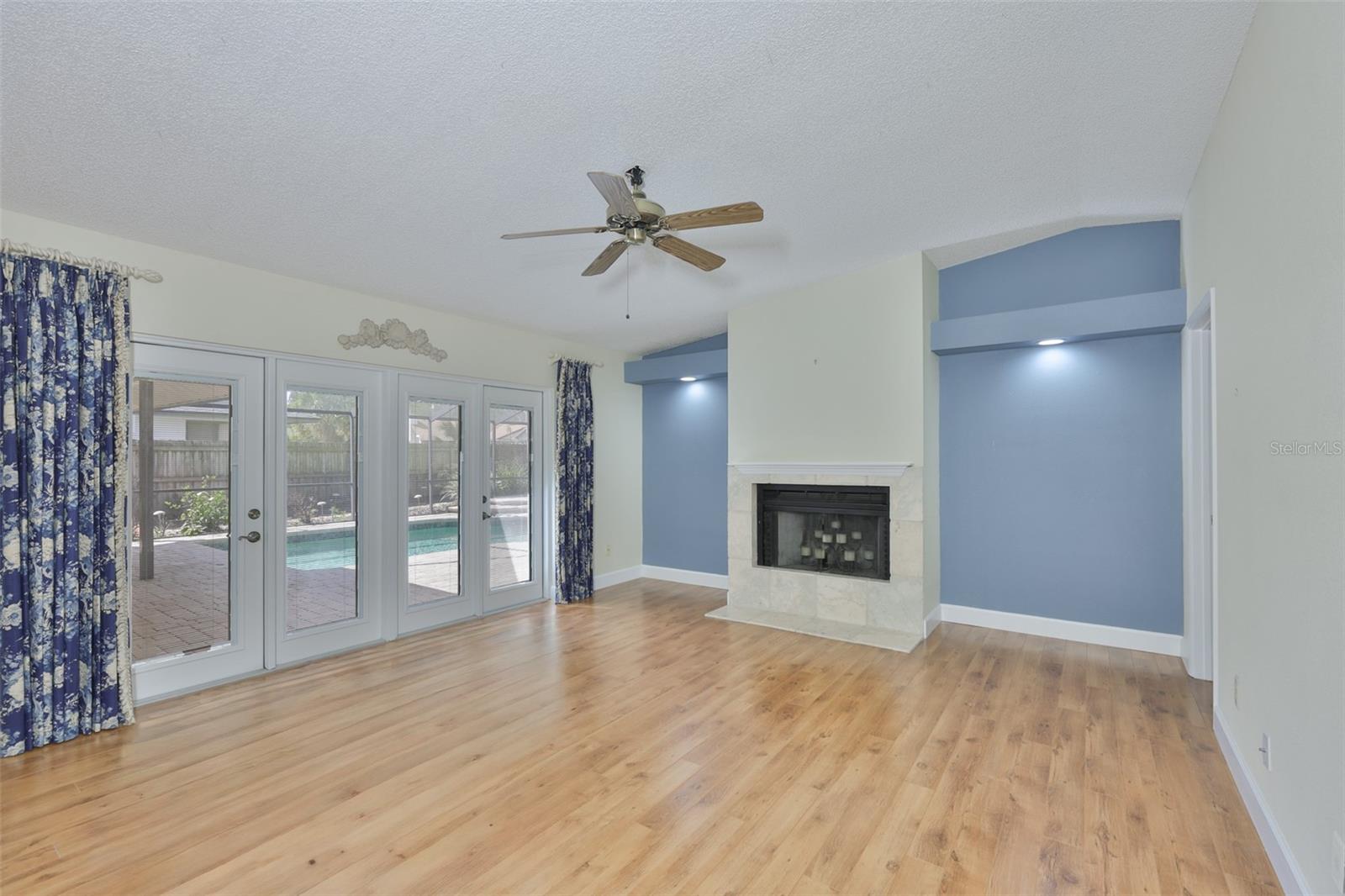 HICKORY HILL SUB PH - Residential