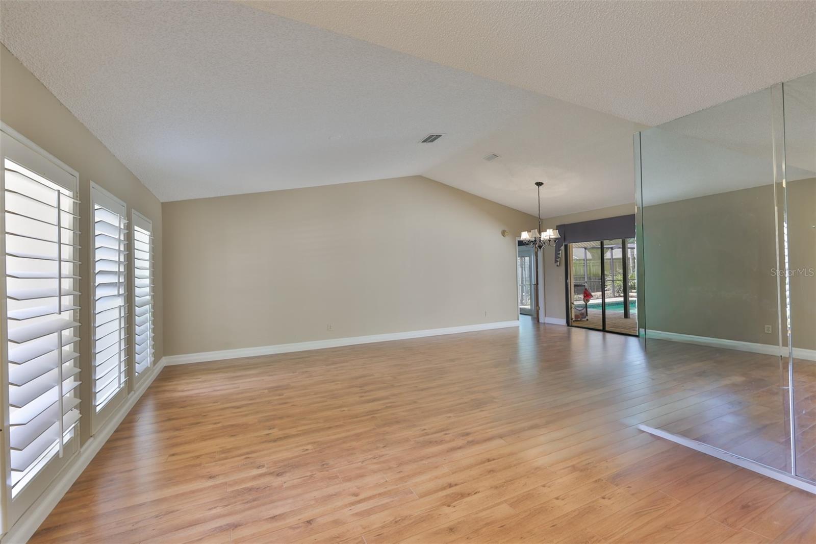 HICKORY HILL SUB PH - Residential