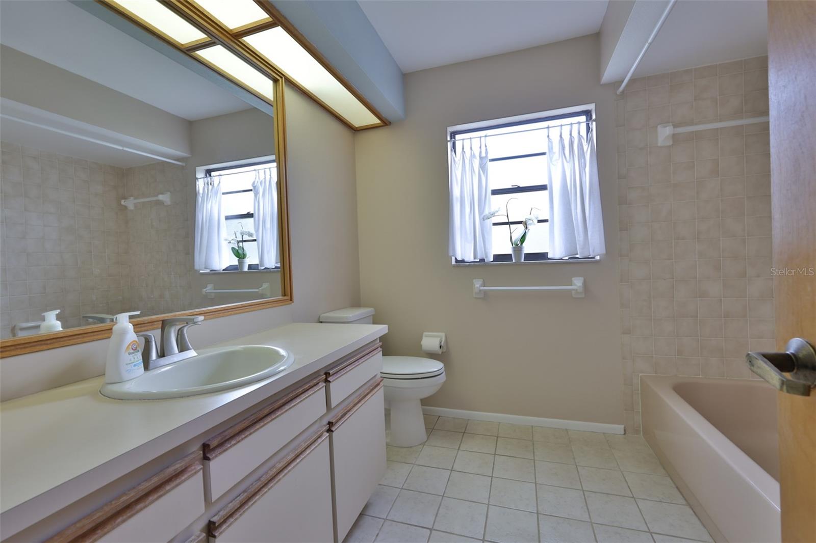 HICKORY HILL SUB PH - Residential