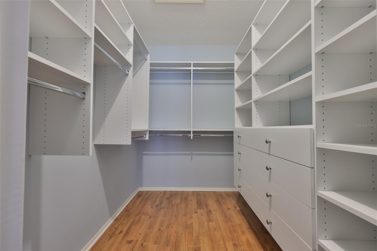 HICKORY HILL SUB PH - Residential