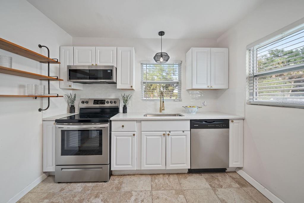 GOLFVIEW - Residential