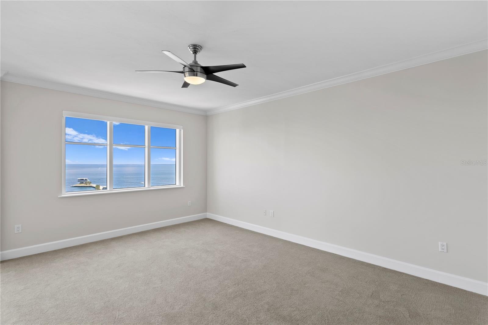 PARKSHORE PLAZA CONDO - Residential