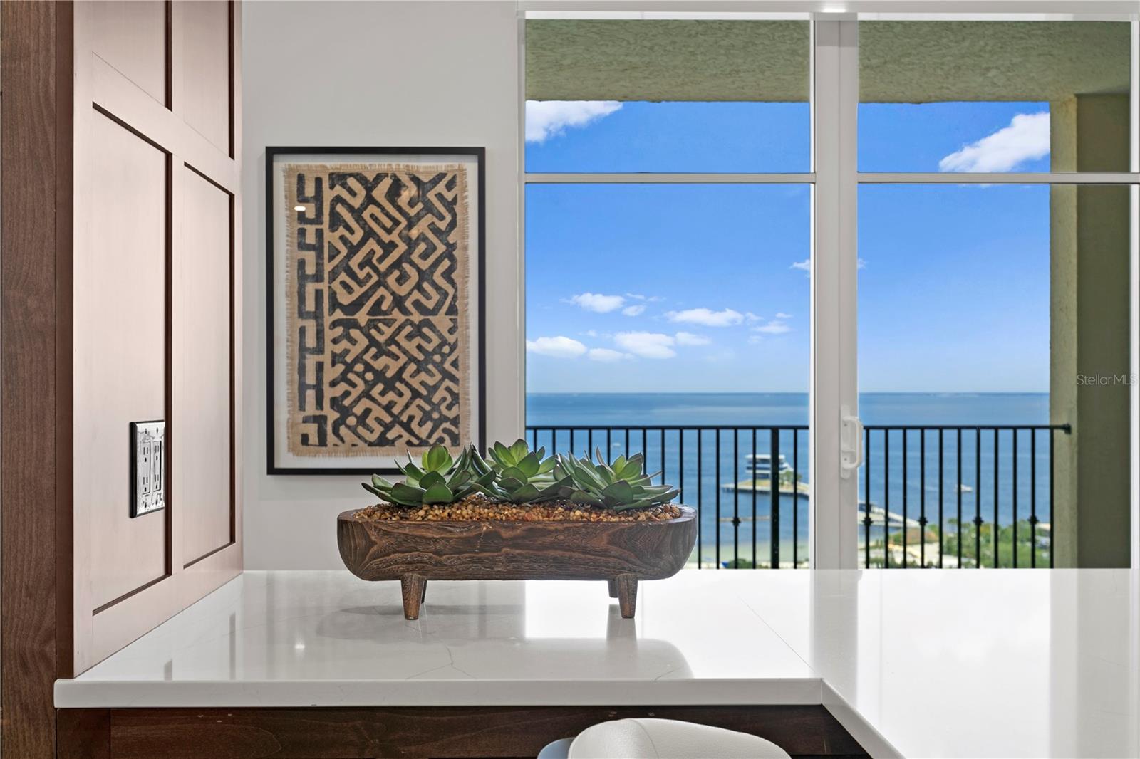 PARKSHORE PLAZA CONDO - Residential