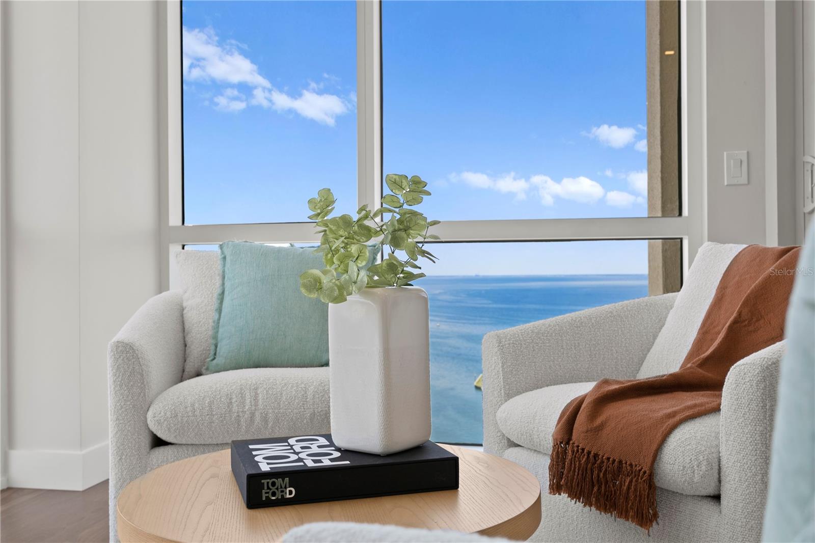 PARKSHORE PLAZA CONDO - Residential