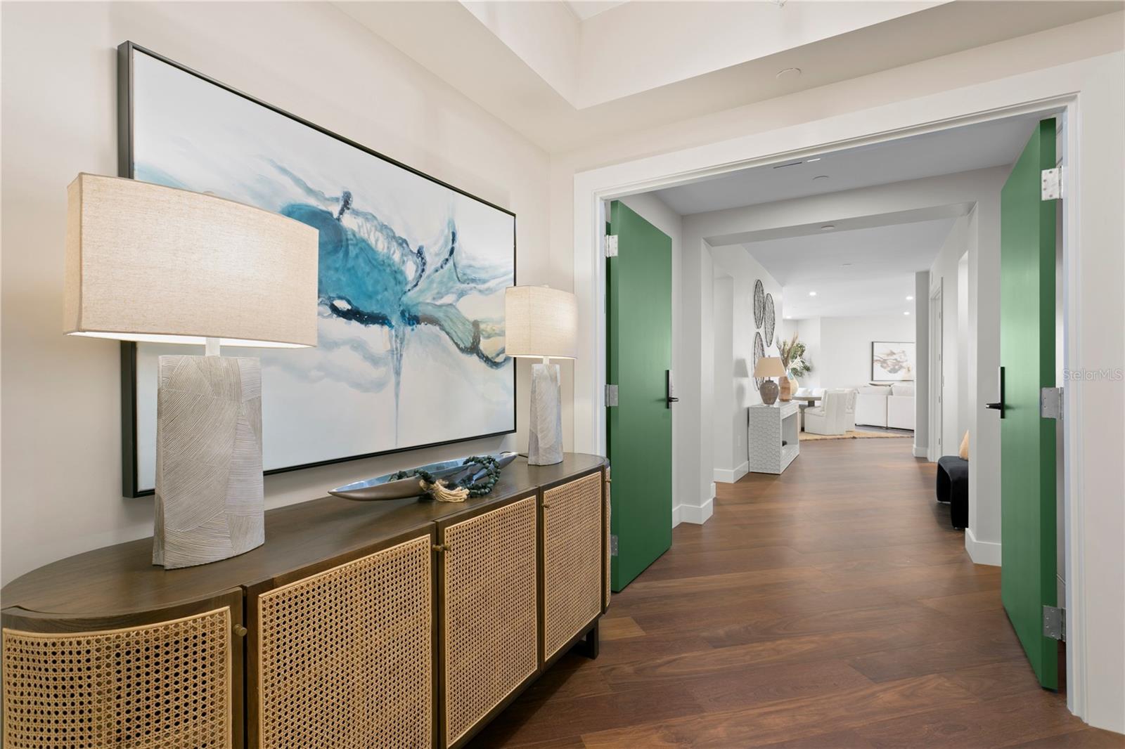 PARKSHORE PLAZA CONDO - Residential