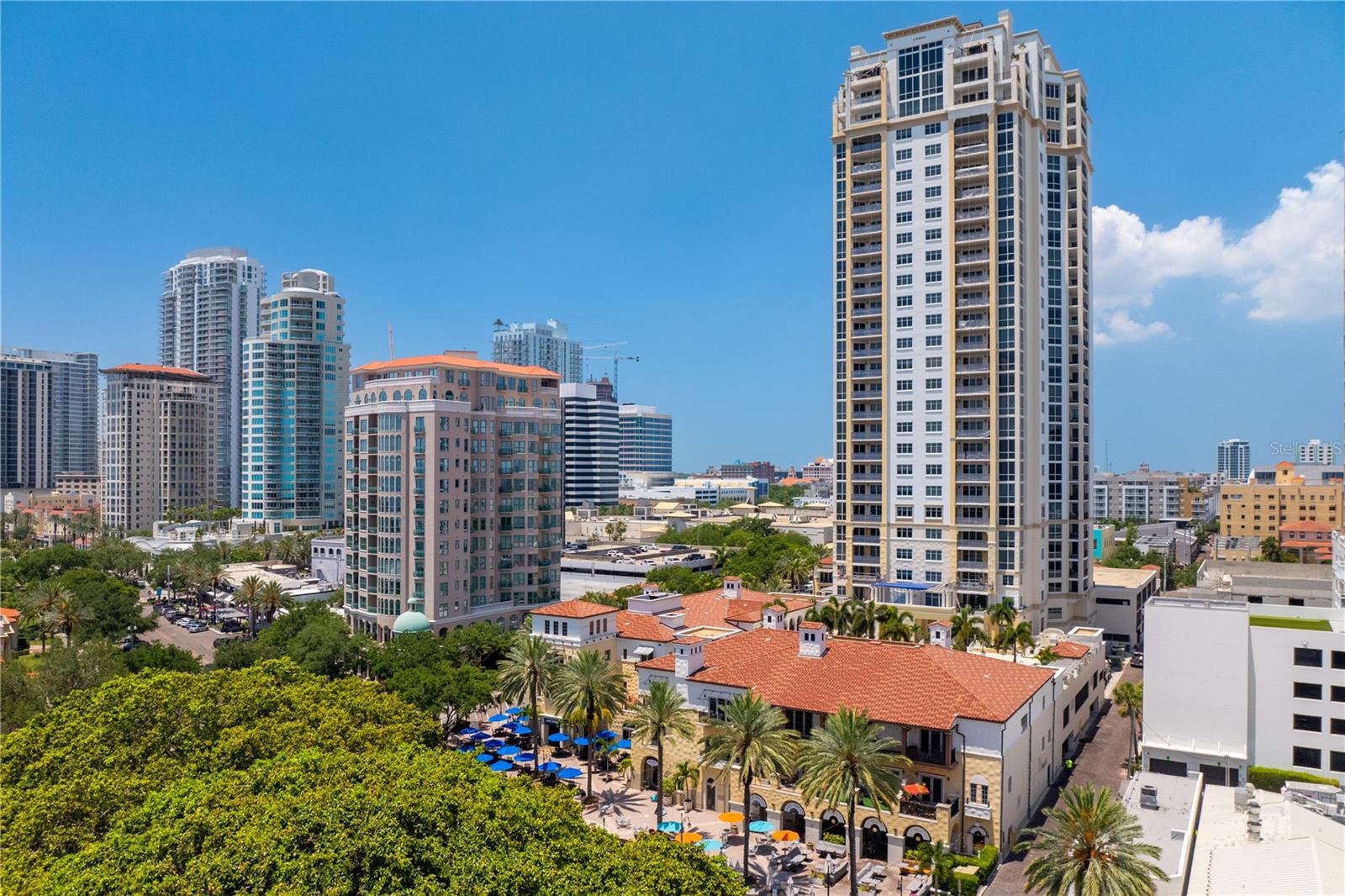 PARKSHORE PLAZA CONDO - Residential