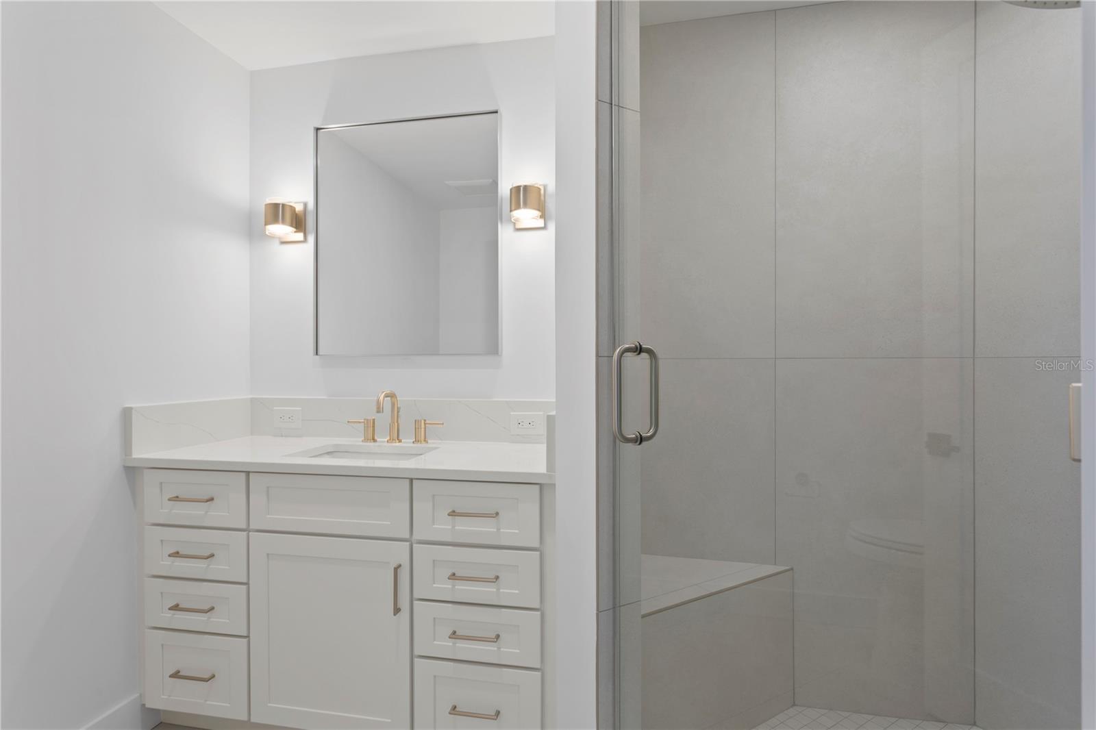 PARKSHORE PLAZA CONDO - Residential