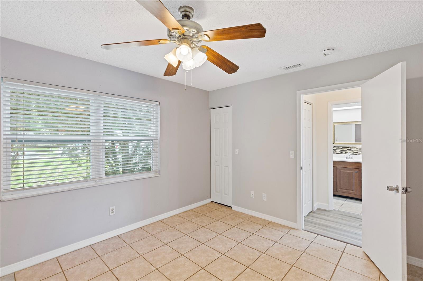 GREEN VALLEY ESTS UNIT TWO - Residential